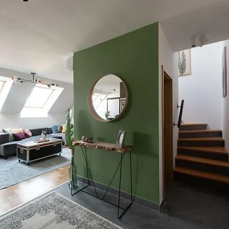 Gozsdu Design Apartment *