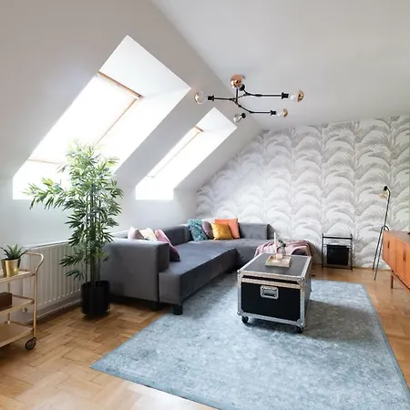 Apartment Gozsdu Design *