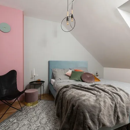 Gozsdu Design Apartment